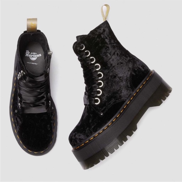 RARE Dr Martens Jadon Velvet Platform, SIZE 7 US - Picture 2 of 12